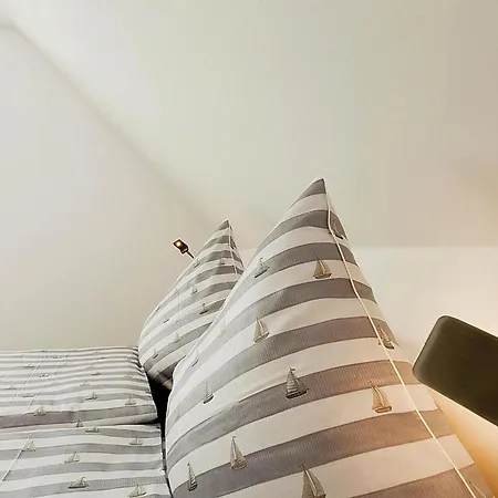 Am Yachthafen In * Peenemunde