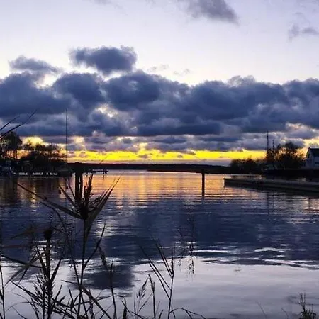 Hébergement de vacances Am Yachthafen In *