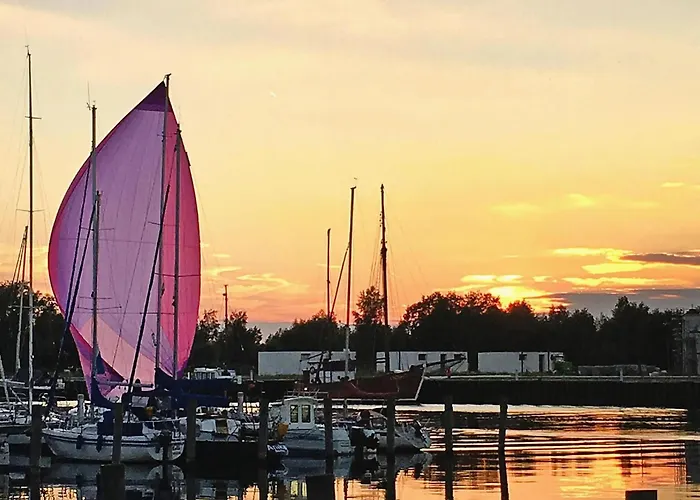 Am Yachthafen In Ferienhaus Peenemünde